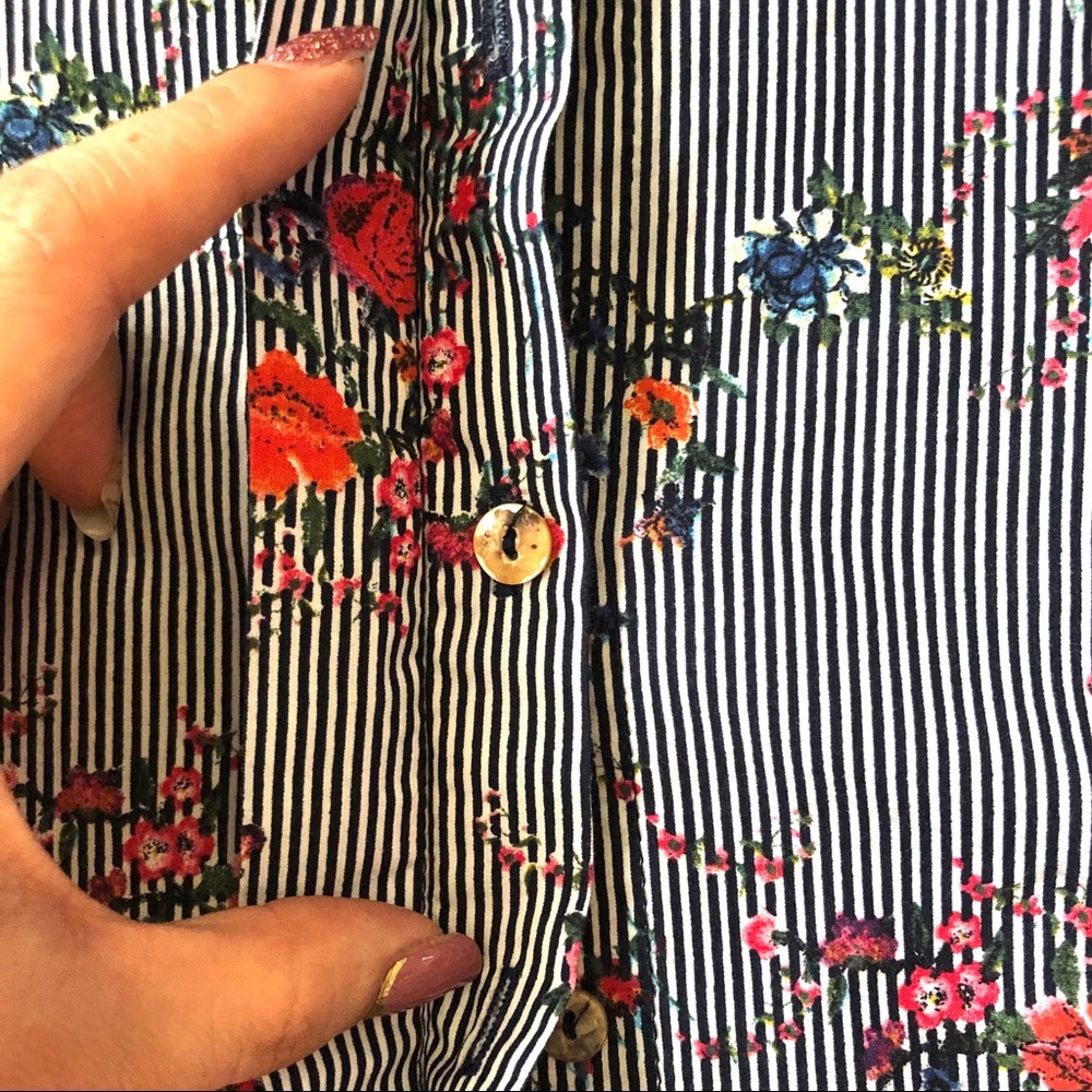 Zara Basic Floral Button Down Shirts With Studs - image 6